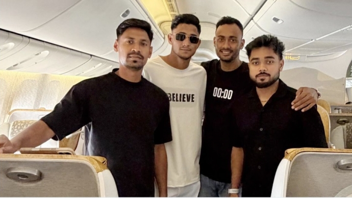 পিএসএল খেলতে দেশ ছাড়লেন মুস্তাফিজ-শরিফুলরা