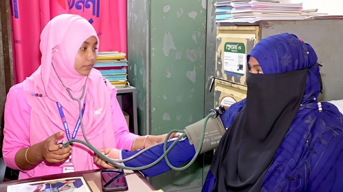 ঈদের ছুটিতেও রংপুরে ইউনিয়ন পর্যায়ে স্বাভাবিক প্রসব সেবা।