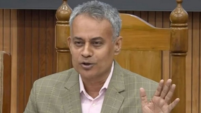 নতুন ১০ জেলা আসছে রেল যোগাযোগের আওতায়: রেলপথমন্ত্রী