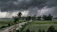 ১৯ জেলায় শক্তিশালী ঝড়ের শঙ্কা, নদীবন্দরেও সতর্কবার্তা