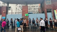 সচিবালয়ের সামনে অতিরিক্ত পুলিশ মোতায়েন