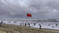 উপকূলে ঝোড়ো হাওয়ার শঙ্কা