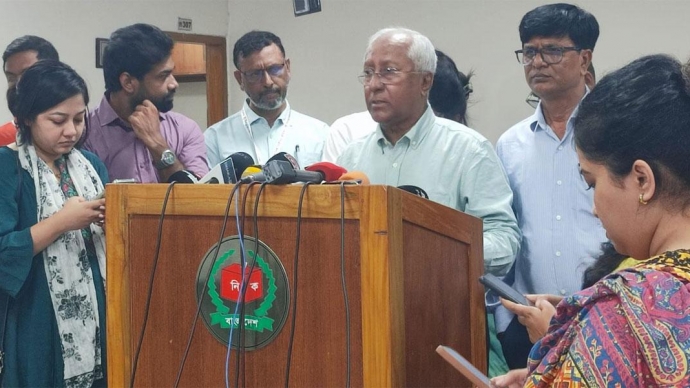 গাজী নজরুলের এমপি পদ নিয়ে সিদ্ধান্তে সংসদের চিঠির অপেক্ষায় ইসি: ইসি সচিব