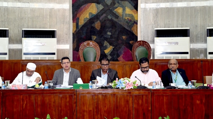 ঢাকাকে মডেল সিটি ও পুরান ঢাকার পুনর্গঠনকে গুরুত্ব